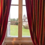 Chateau Du Hallay 3*