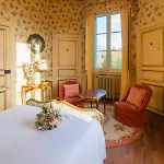Bed & Breakfast Chateau Du Hallay 3*