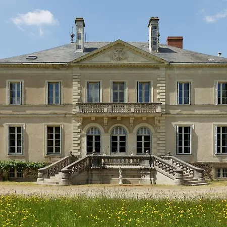 Chateau Du Hallay
