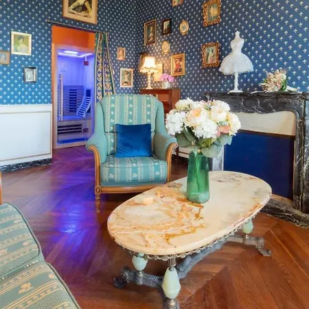 Chateau Du Hallay 3*