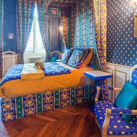 Bed & Breakfast Chateau Du Hallay