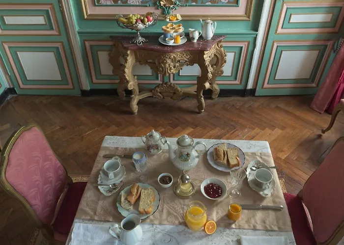 فندق مبيت وإفطار Chateau Du Hallay مونتايغو