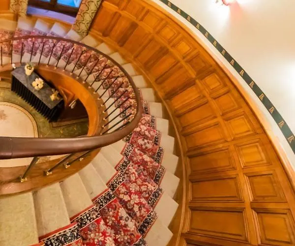 Bed & Breakfast Chateau Du Hallay