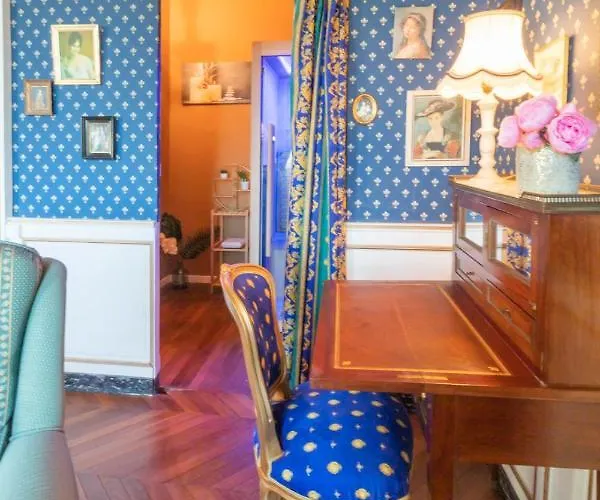 Chateau Du Hallay فندق مبيت وإفطار 3*