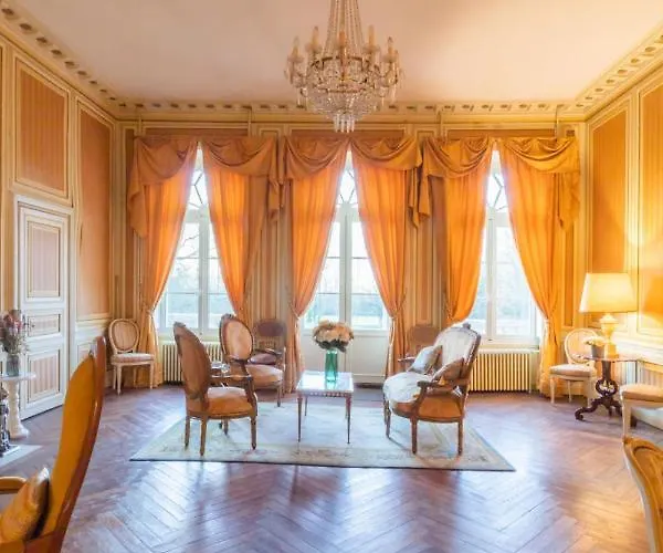 Chateau Du Hallay Oda ve Kahvaltı Montaigu-Vendee