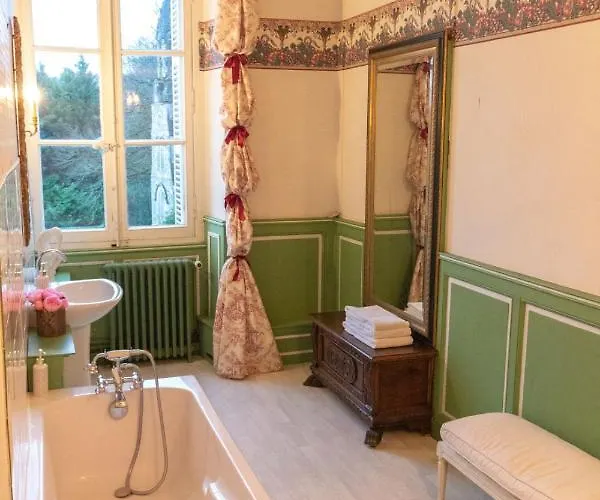 Chateau Du Hallay Oda ve Kahvaltı Montaigu-Vendee