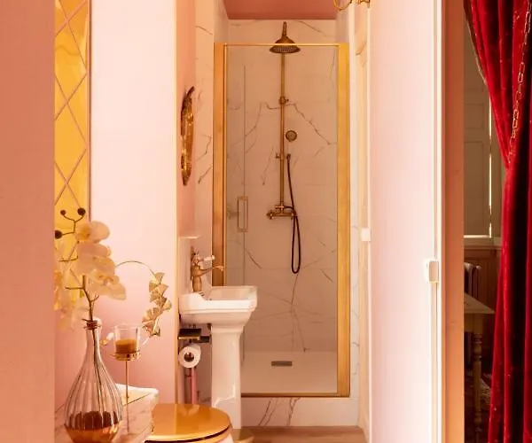 Chateau Du Hallay فندق مبيت وإفطار مونتايغو